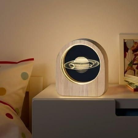 Solar-Powered Desktop Decor